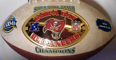 SUPER BOWL XXXVII TAMPA BAY BUCCANEERS  FOOTBALL JAN, 26  2003 Cover