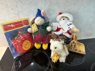 Muffy Vanderbear  Santas Workshop North Pole Collection Santa Claus Bear - Image 1 of 4