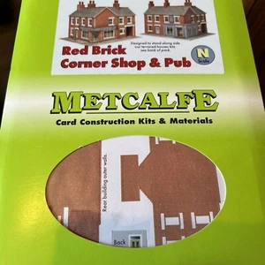 NEW METCALFE PN116 N GAUGE RED BRICK CORNER SHOP & PUB - Picture 1 of 1