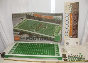 TUDOR NFL ELECTRIC TABLE TOP FOOTBALL GAME 1970s BOXED - Picture 1 of 5