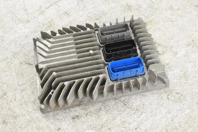 Módulo de control electrónico Buick Enclave ECM 2016 119 k millas usado OEM Foto 1 de 4