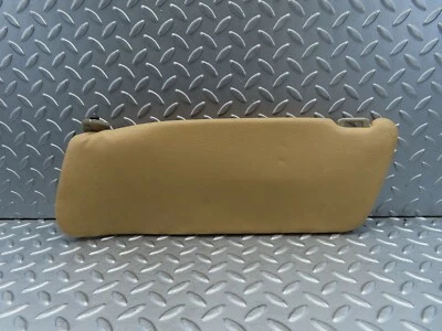 Parasol lado derecho �7885� Mercedes-Benz W115 220D Foto 1 de 4