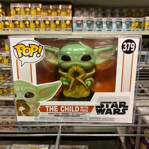 Funko Pop Star Wars : Mandalorian : The Child with Frog #379 Vinyl w/case "MINT" - Picture 1 of 5