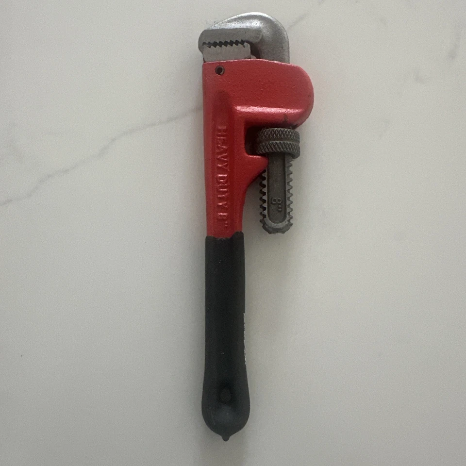 New Grizzly Industrial 8-Inch Pipe Wrench Tool - Heavy Duty - Image 1 of 4