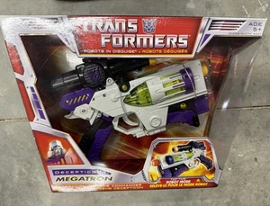 Transformers Leader Class RID MEGATRON Classic GUN Supreme Robot in Disguise - Picture 1 of 2