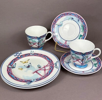 Hermes-Paris-Porzellangedecke-Le Jardin des Papillons-insg. 6 Teile-Art. 6877 - Bild 1 von 4