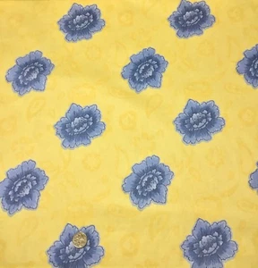 CLEARANCE SALE HALF M Flower Floral Paisley Sewing Quilting Fabric Cotton Drill - Picture 1 of 2