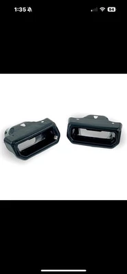 Puntas de escape negras GMC SIERRA 1500 19-24  Foto 1 de 2