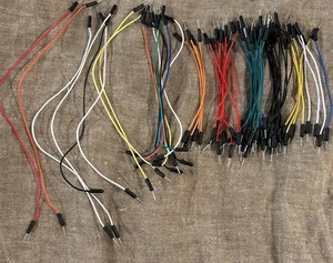 60 Stück Lötfreie Breadboard Stecker-Stecker Starthilfekabel Drähte verschiedene Längen - Bild 1 von 6