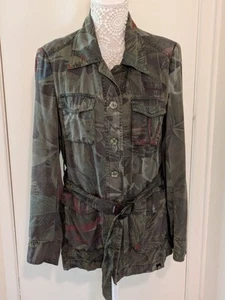 Desigual Khaki Camouflage Jacket Padded Shoulders Size 38 Soft Fabric 4 Pockets - Picture 1 of 13