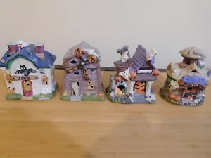 Lot B) Halloween Alley - Set of 4 Porcelain Halloween Mini Buildings - Picture 1 of 3