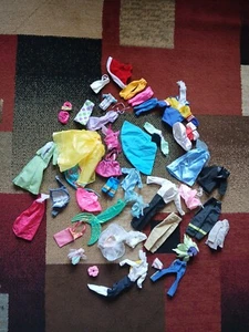 Lote de varios estilos de telas para muñecas tallas - Imagen 1 de 9