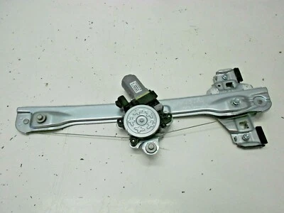 CHEVROLET ORLANDO 2011-15 NEARSIDE/LEFT REAR WINDOW MOTOR & REGULATOR     #8511V - Image 1 of 4