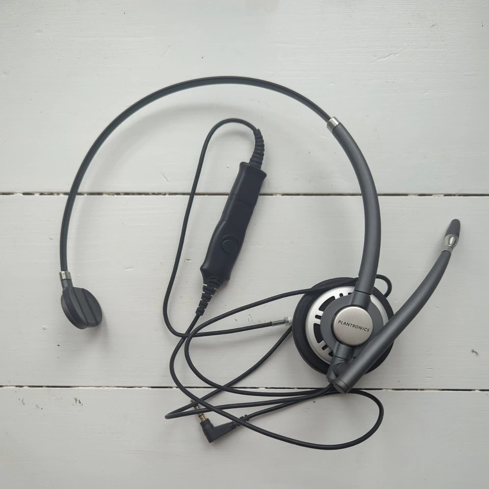 Plantronics HW710 EncorePro  Headset with Case  - Image 1 of 4