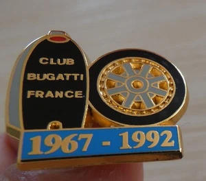 SCHÖNE PINS AUTO CLUB BUGATTI FRANKREICH 1967 - 1992 ZAMAC ARTHUS BERTRAND - Bild 1 von 4
