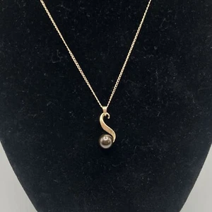 Vintage 14K Yellow Gold Deep Purple Pearl Necklace Pendant Chain 2.18g - Picture 1 of 9