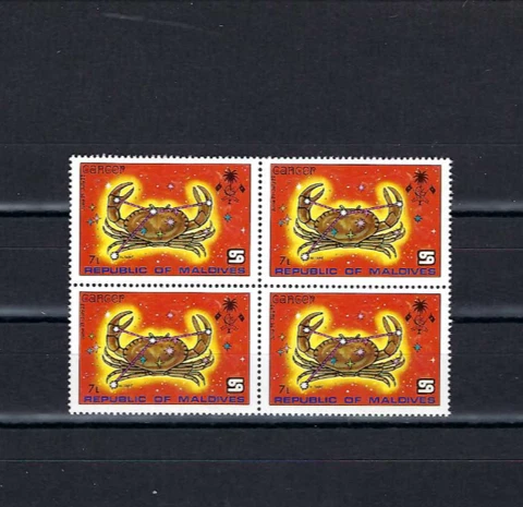 ''CANCER'' ,- REP. OF    MALDIVES''.-   BKLT OF 4    1974 Cover