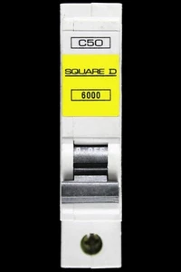 INTERRUTTORE QUADRATO D 50 AMP CURVA C 6kA MCB QOE 6000 - Foto 1 di 6