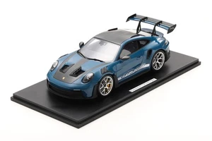 **PRE-ORDINE** 1:18 Spark Porsche 911 GT3 RS 992 PTS Oslo Blu solo 125 pezzi - Foto 1 di 5