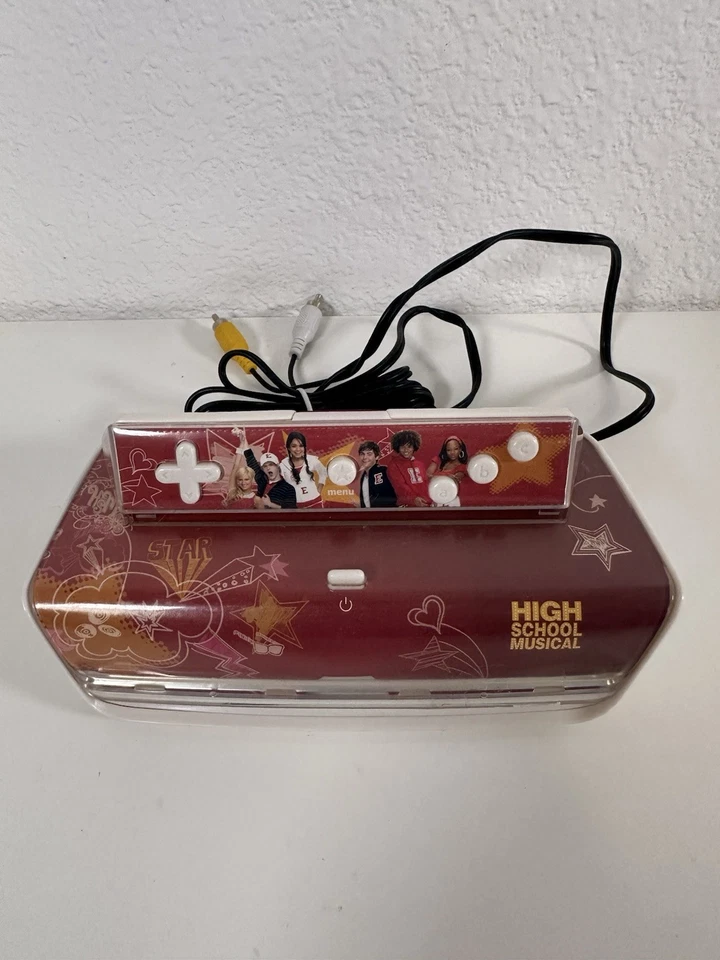 Jakks Pacific 高中音乐 G2 电子游戏 - 即插即用电视游戏 — 第 1/3 张图片