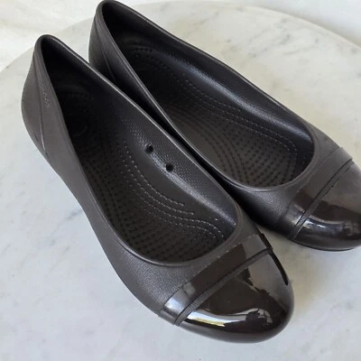 Crocs Womens Sz 8 Alice Shiny Patent Cap Toe Ballet Flats Brown Slip On Casual - Image 1 of 4