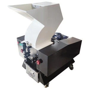 Plastic Shredder Plastic Crusher Plastic Granulator Single-phase 220V 2.2KW - Picture 1 of 20