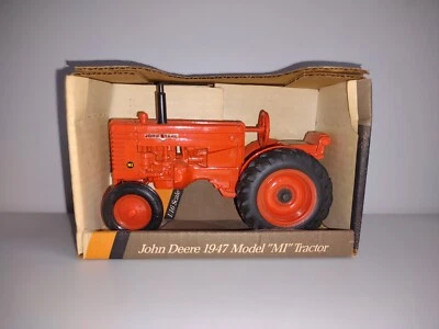 John Deere 1947 Model MI Tractor - Image 1 of 4