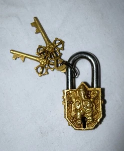 Hand Craved Lord Ganesha Design Brass Golden Small Padlock Unique Gift Lock ML53 - Picture 1 of 5