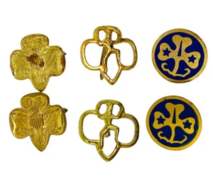 SIX VINTAGE GIRL SCOUT, BROWNIE & TREFOIL PINS, 1950’S + - Picture 1 of 2
