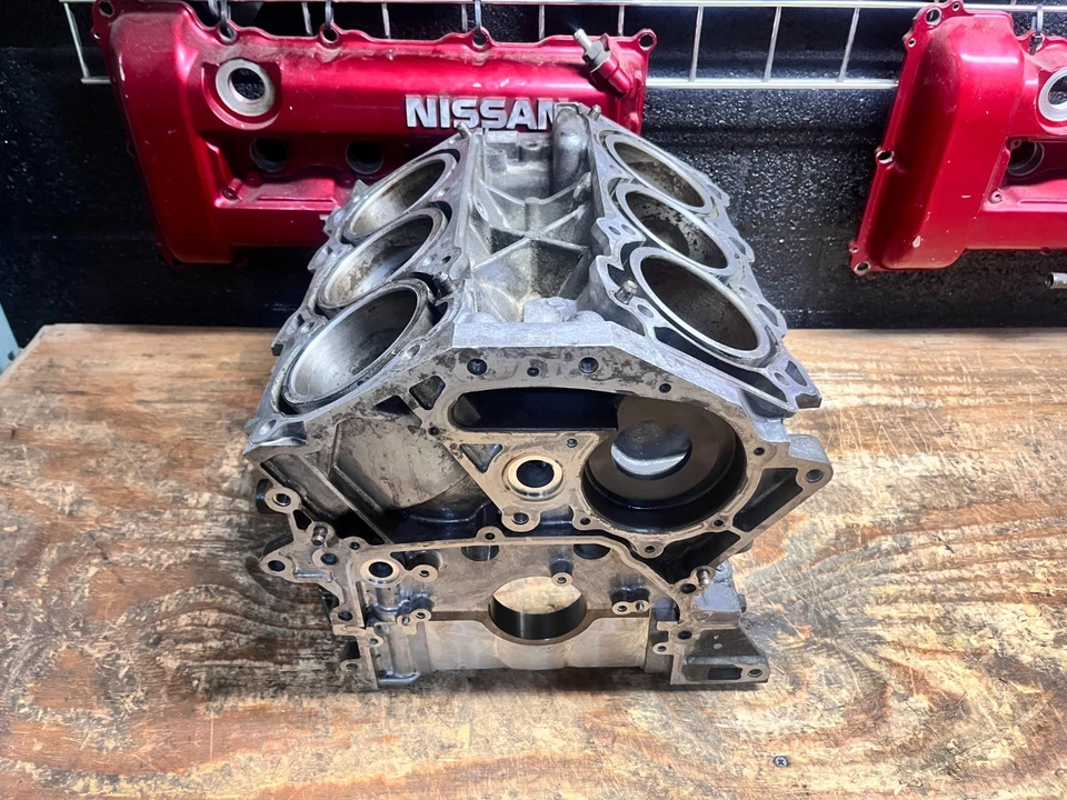 Nissan 370z Infiniti G37 2008-2020 3,7 L VQ37VHR motor conjunto bloque desnudo Foto 1 de 4