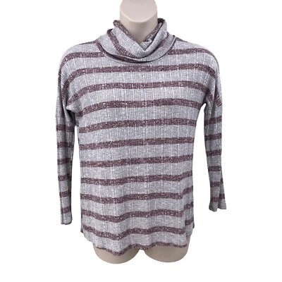 Suéter Rosa Rubor Para Mujer Talla Grande* Gris Borgoña Rayas LS Aberturas Laterales Capucha Cuello Foto 1 de 4