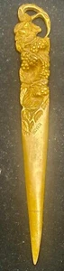 DE COLECCIÓN H BOYER ABRIDOR DE LETRAS BRONCE 8,7", MANGO DE UVAS, HOJAS Y SALMAS, c1930 en muy buen estado - Imagen 1 de 5