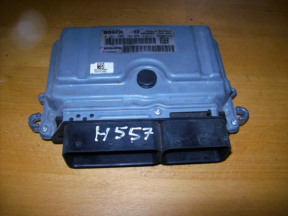 Centralina Volvo V70 III, S60 II, S80 II 2.5 Turbo 0261209108 31286086 01-2010 - Immagine 1 di 1