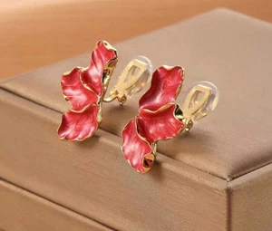 Clip on 1" gold and red half flower button style earrings - Picture 1 of 4