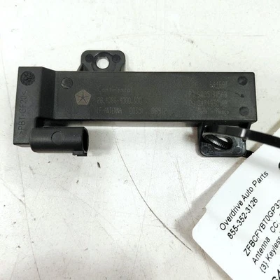 Módulo de antena de entrada sin llave Fiat 500 {68051315AB} 2016 2017 2018 Foto 1 de 4