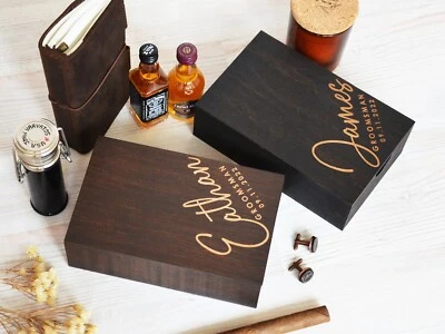 Caja Personalizada Padrinos de Padrino, Caja de Regalo Personalizada para Puros y Frasco para Padrino de Padrino Foto 1 de 4