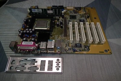 DFI K8T800PRO-ALF Socket 754 AMD Motherboard +CPU Athlon 3000+, RAM 512Mb, I/O - Image 1 of 4