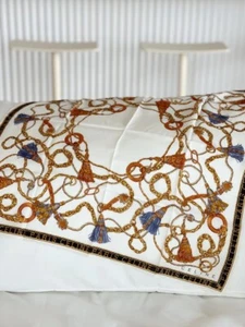 CELINE bedrucktes quadratisches Bandana aus Baumwollvoile - Bild 1 von 2