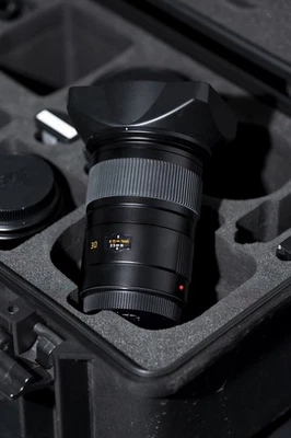 Lente Leica Summarit-S 35 mm f2,5 ASPH con caja y papeles Foto 1 de 4