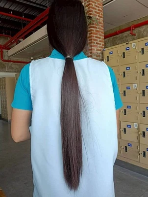 Cola de caballo cabello humano 1468 - 21 pulgadas / 145 gramos - negro natural (1B) Foto 1 de 4