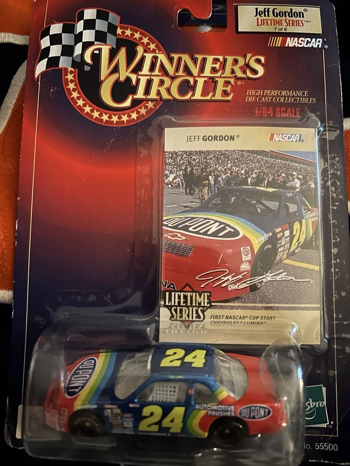 #24 Jeff Gordon 1992 Dupont Winner's Lifetime Series Primera Copa NASCAR Inicio 1:64 Foto 1 de 1