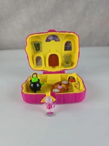 Ben and Holly Little Kingdom - Castle Pocket Playset Figure, Nick Junior Mattel  - Picture 1 of 9