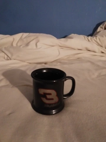 VINTAGE DALE EARNHARDT SR #3 BLACK COFFEE MUG GOOD CONDITION Cover