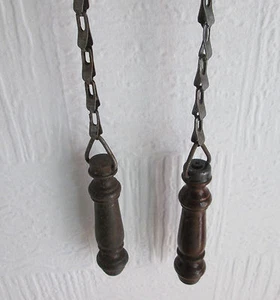 CLASSIC OLD ENGLISH TOILET PULL CHAIN CISTERN CHAIN PULL HANDLE FLUSH HIGH LEVEL - Picture 1 of 6