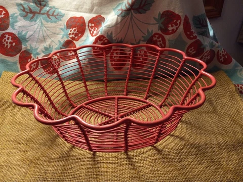 Wire Egg Basket Cover
