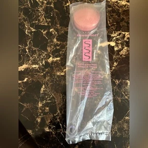 Vintage 2002 Avon Skin So Soft Bath & Shower Massage Brush - Pink - Picture 1 of 5