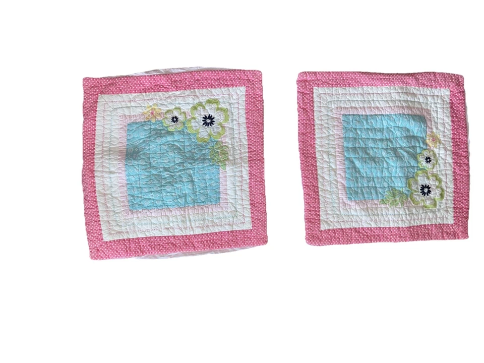 Fundas de almohada acolchadas Pottery Barn Kids PBK 2 estándar florales atado trasero Foto 1 de 4