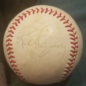 Rick Dempsey signed baseball autographed game used ball Baltimore Orioles  - Picture 1 of 2
