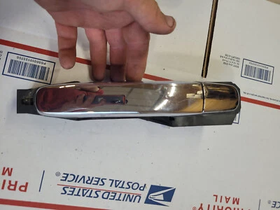 Chevrolet HHR 2006-2011 conjunto de manija de puerta exterior delantera derecha OEM Foto 1 de 2