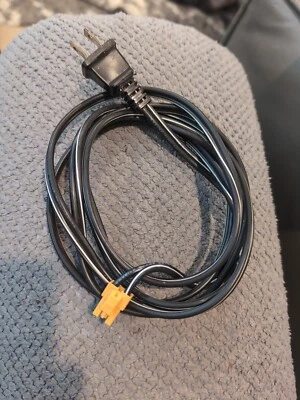 Power Cord from Denon LA-2300 Laserdisc player - Image 1 of 3
